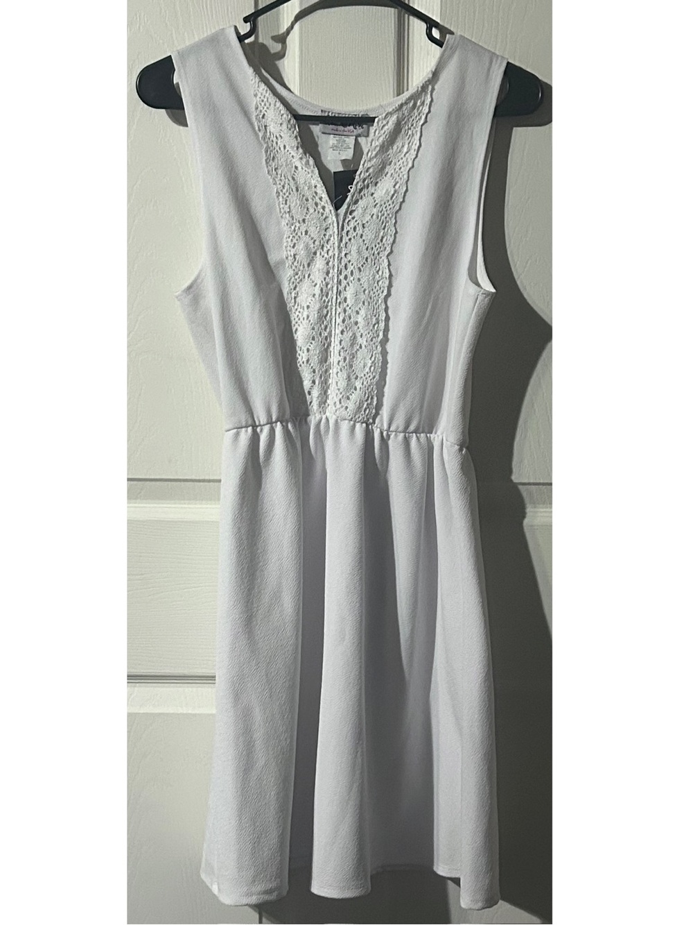NEW Size L Urban Rose White Crochet Lace V-neck Sleeveless Stretch Waist Dress